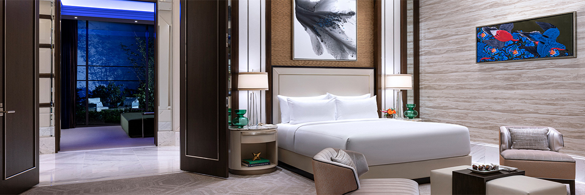 Ein Bett in einem Hotelzimmer in einem Resort in Las Vegas, Nevada