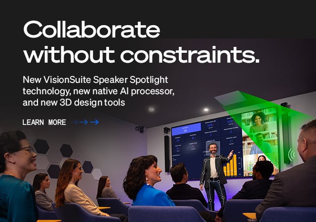 Der Text auf dem Q-SYS VisionSuite-Banner lautet: „Zusammenarbeit ohne Einschränkungen; neue VisionSuite Speaker Spotlight-Technologie, neuer nativer KI-Prozessor und neue 3D-Designtools“.